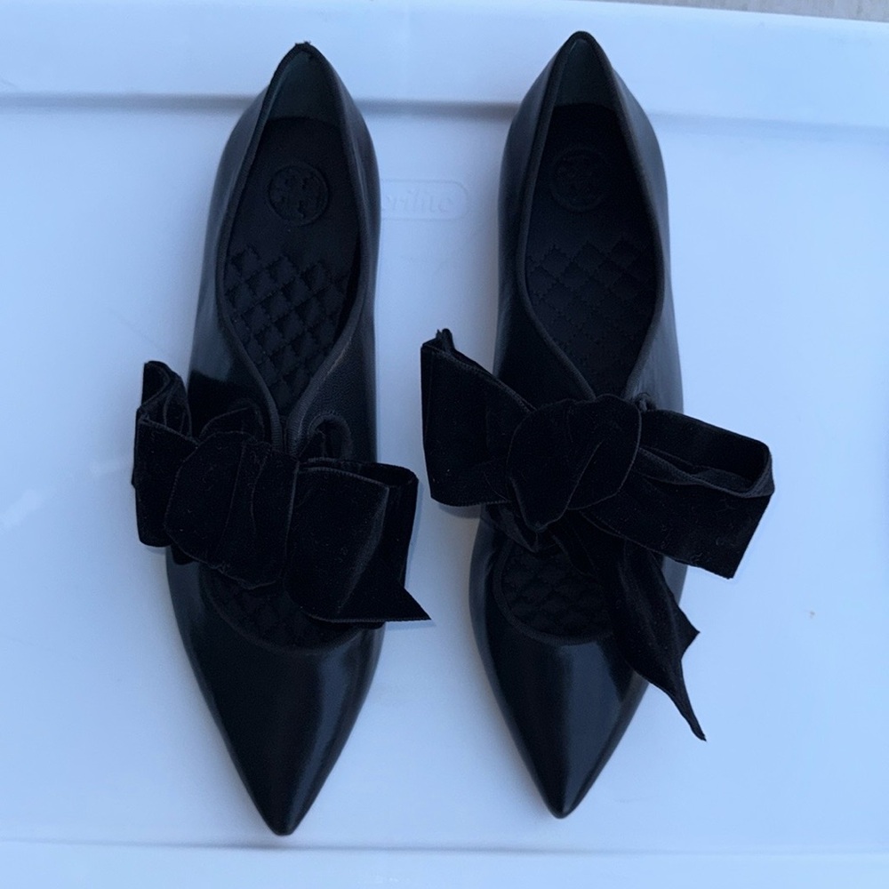 Tory Burch Black Velvet Bow Clara Flats Size 10M - Picture 2 of 7